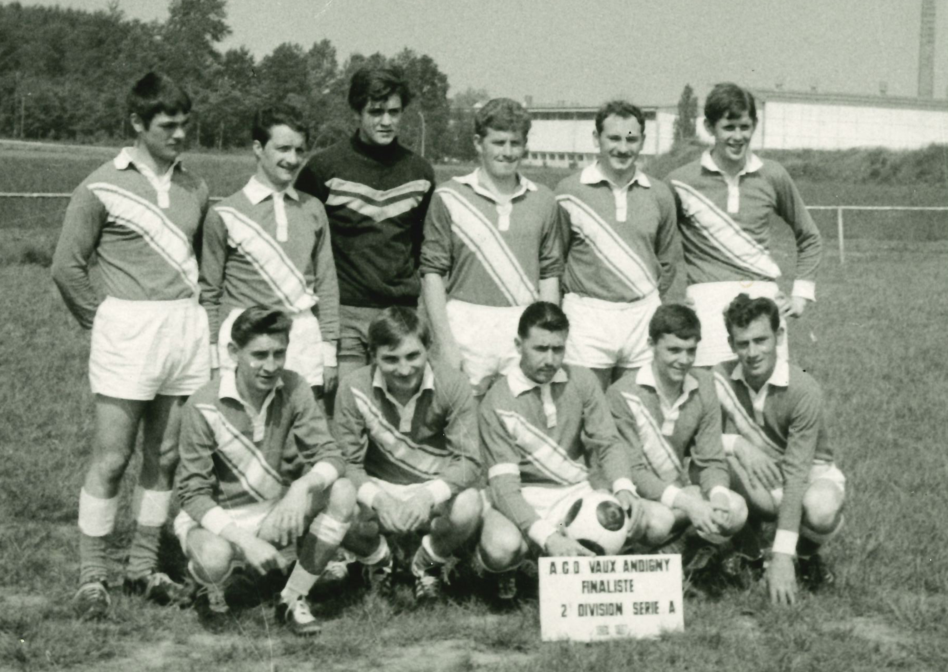 Notre équipe de foot A.C.O Vaux Andigny Finaliste de leur division en 1968