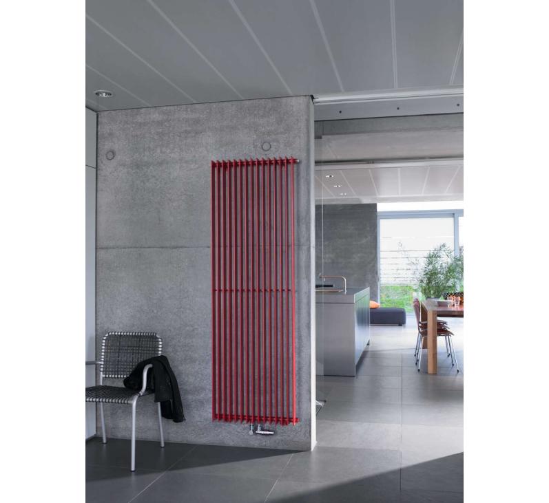 Clarian vertical simple - RX  | Acova_rad_clarian_RX_vertical_EC_coul_ruby_red_amb_HD.jpg