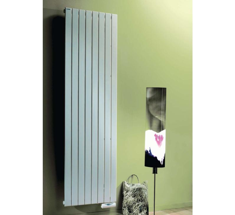 Fassane électrique vertical - THX | Radiateur-Acova-Fassane-Elec-THX-Amb-Coul-HD-Web_2.jpg