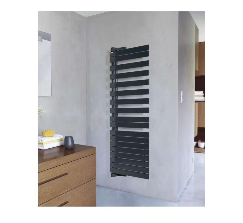 Fassane Spa Twist Gauche chauffage central - FLT | Radiateur-Seche-Serviettes-Fassane-Spa-Twist-FLT-809W-Amb-HD-1-FERM-format web.jpg