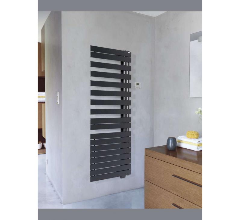 Fassane Spa Twist Droite électrique - TFRT | Radiateur-Seche-Serviettes-Fassane-Spa-Twist-TFRT-1000W-Amb-HD-1-FERM-format web.jpg