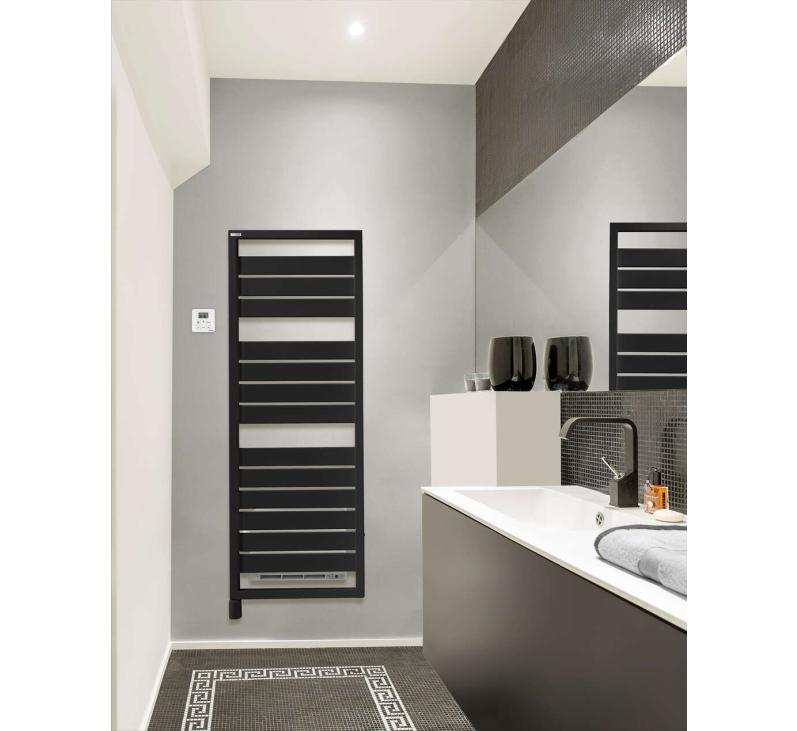 Astrakan +Air électrique | Seche serviettes_Acova_AstrakanAir_BlackFlash_HD.jpg